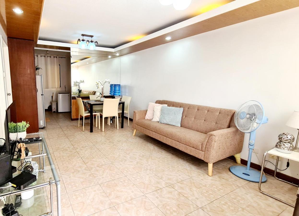 Ri'S One Oasis W Free Pool Back Of Sm City Mall Davao Ngoại thất bức ảnh