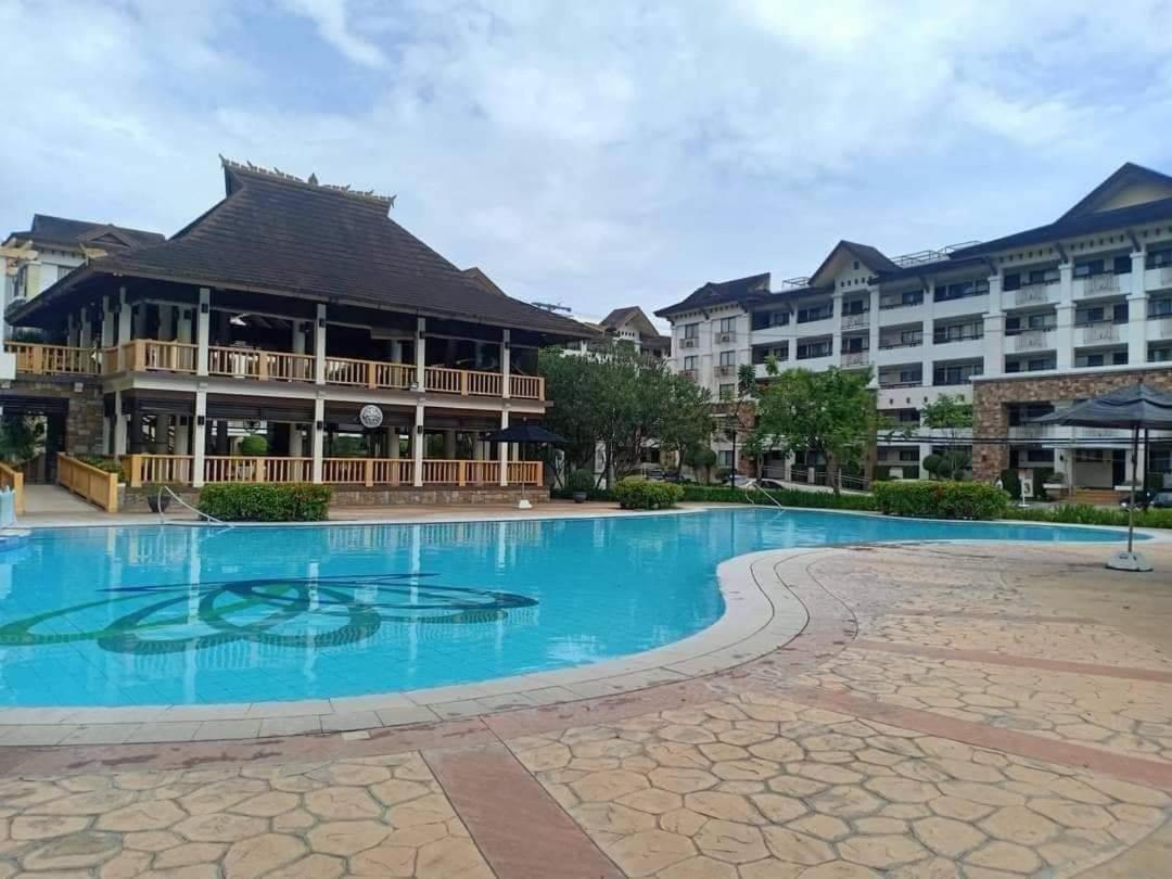 Ri'S One Oasis W Free Pool Back Of Sm City Mall Davao Phòng bức ảnh